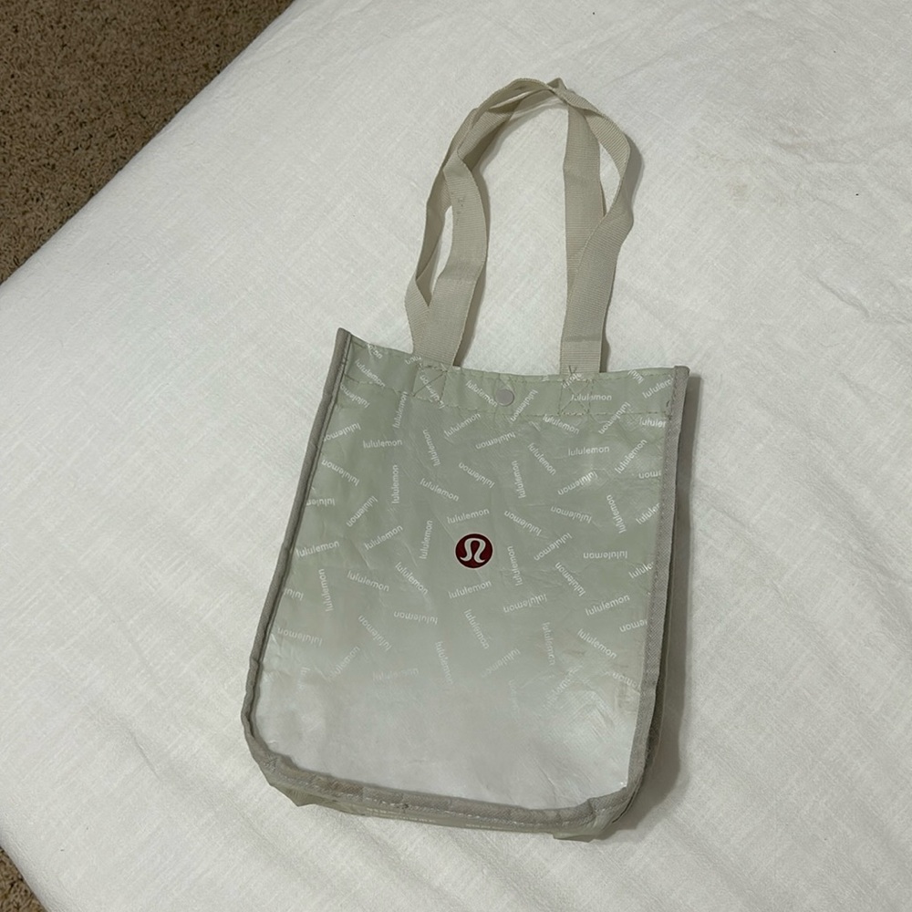 Lululemon tote bag